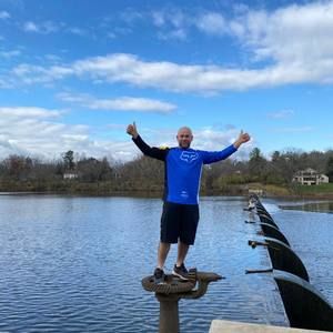 Meet your Posher, Damian a.